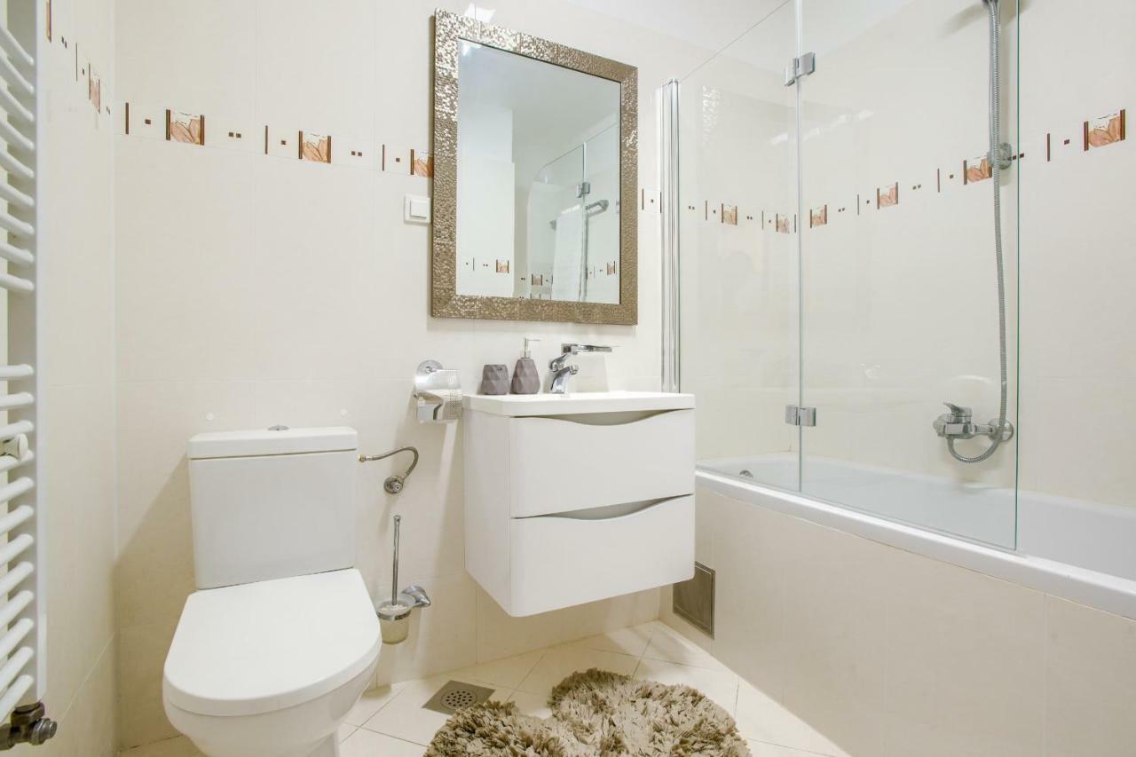 Apartment San Rocco Center Pula Buitenkant foto