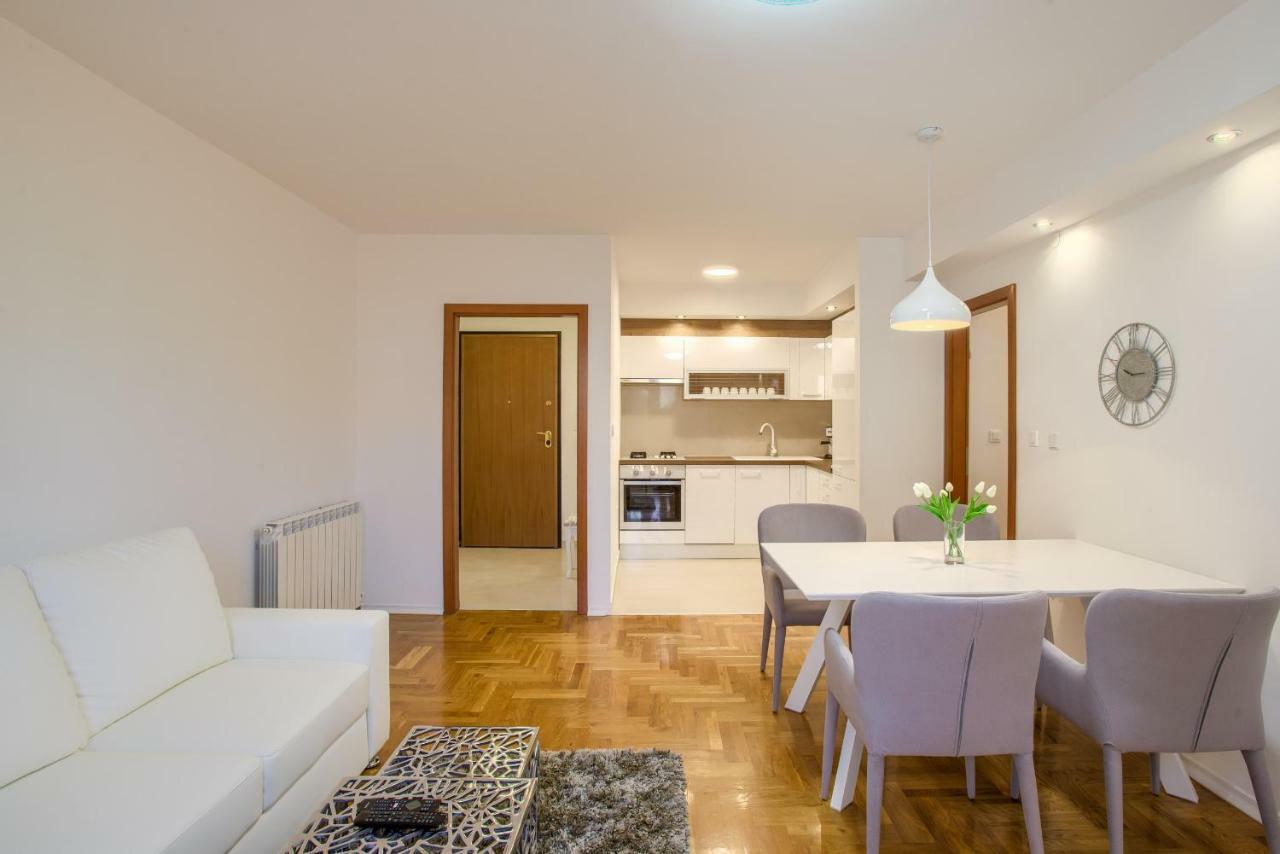 Apartment San Rocco Center Pula Buitenkant foto
