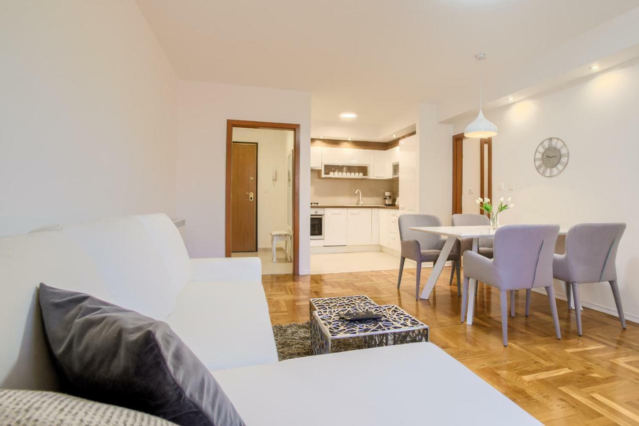 Apartment San Rocco Center Pula Buitenkant foto